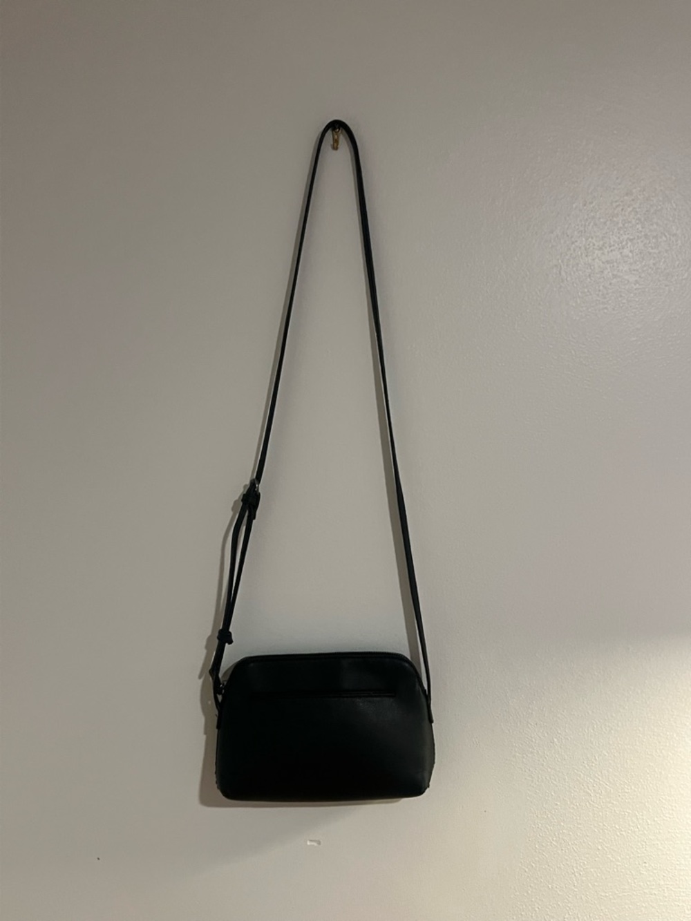 Classic Black Crossbody Bag - Sleek Everyday Style